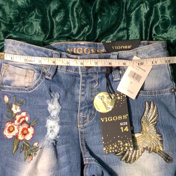 NWT VIGOSS Shorts for Girls w/Distressed & beautifully designed embroidery Sz 14 - Picture 4 of 6